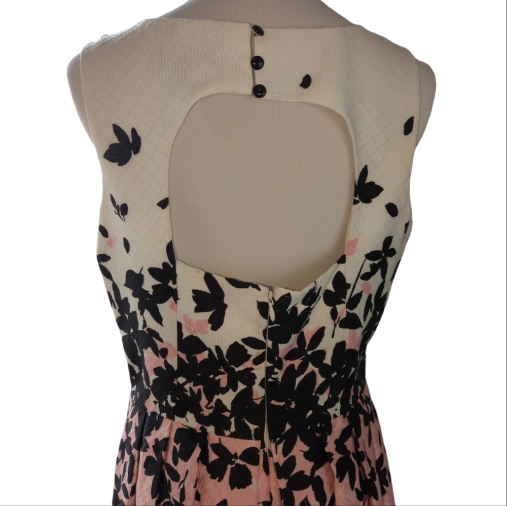 Tahari Arthur S. Levine Dress, sleeveless w/ pockets, fit & flare, sz 8P - Picture 3 of 16